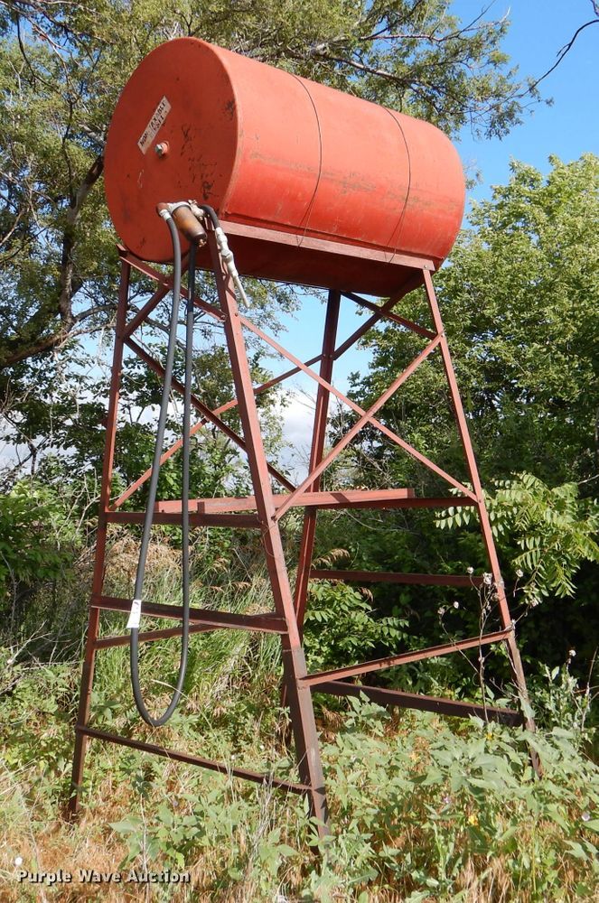 image for item DM0157 Fuel tank