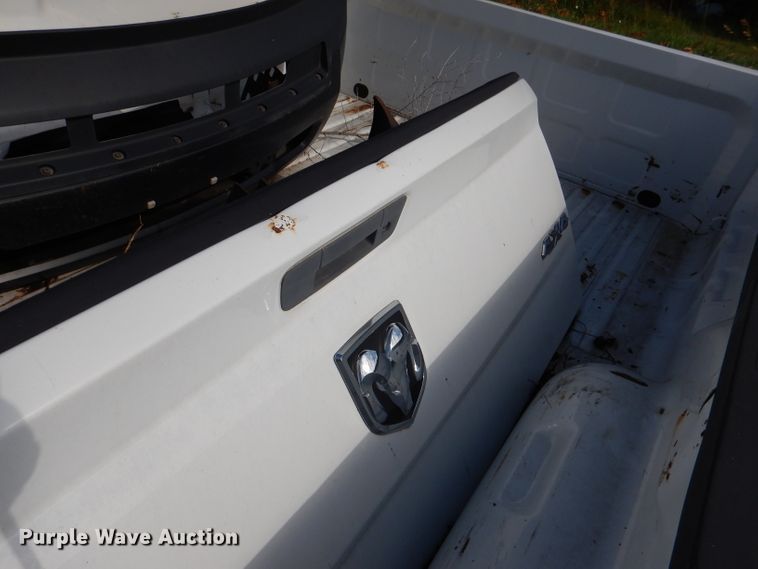 image for item DM0158 Pickup truck bed