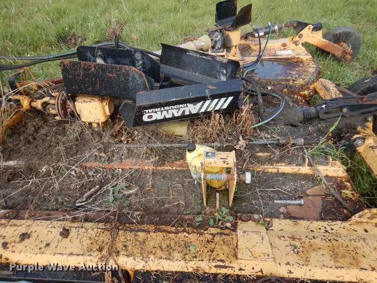 image for item DM0159 Alamo Stingray S10  batwing rotary mower