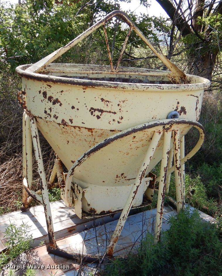 image for item DM0160 Concrete bucket