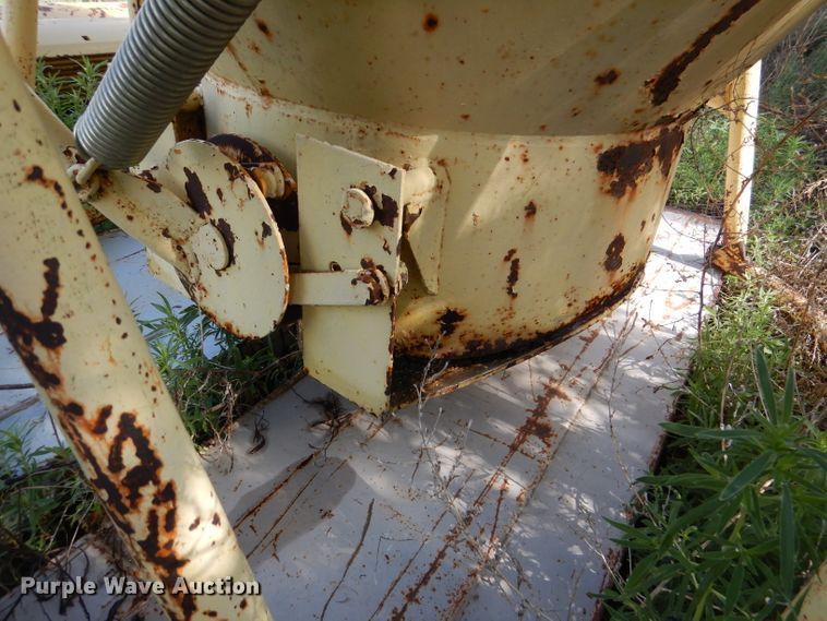 image for item DM0160 Concrete bucket