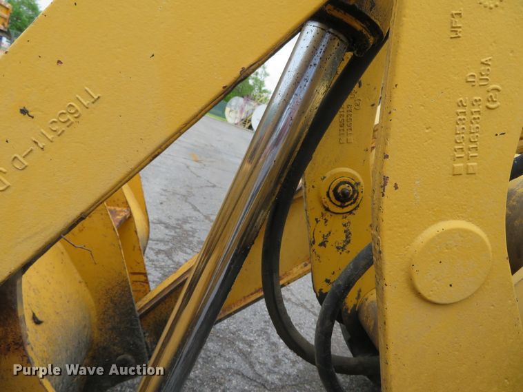 image for item DN5845 2005 John Deere 310SG  backhoe