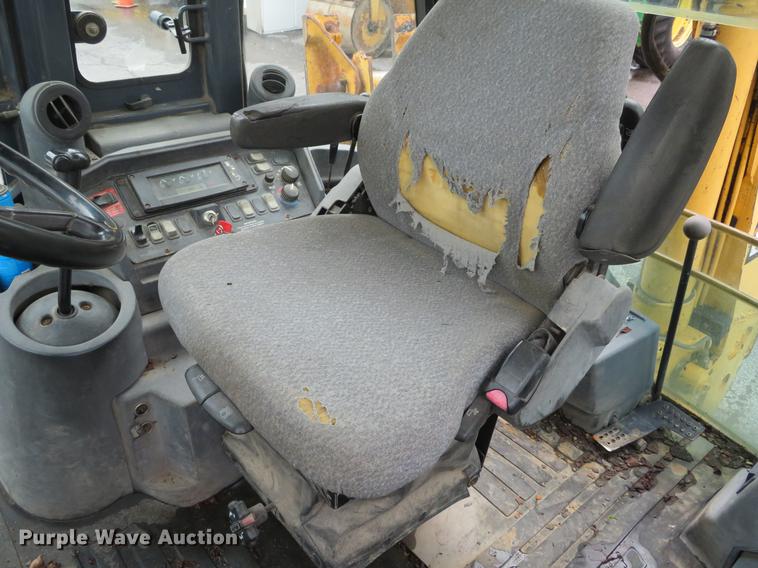 image for item DN5845 2005 John Deere 310SG  backhoe