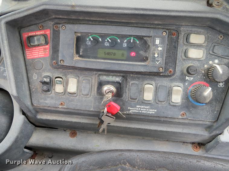 image for item DN5845 2005 John Deere 310SG  backhoe