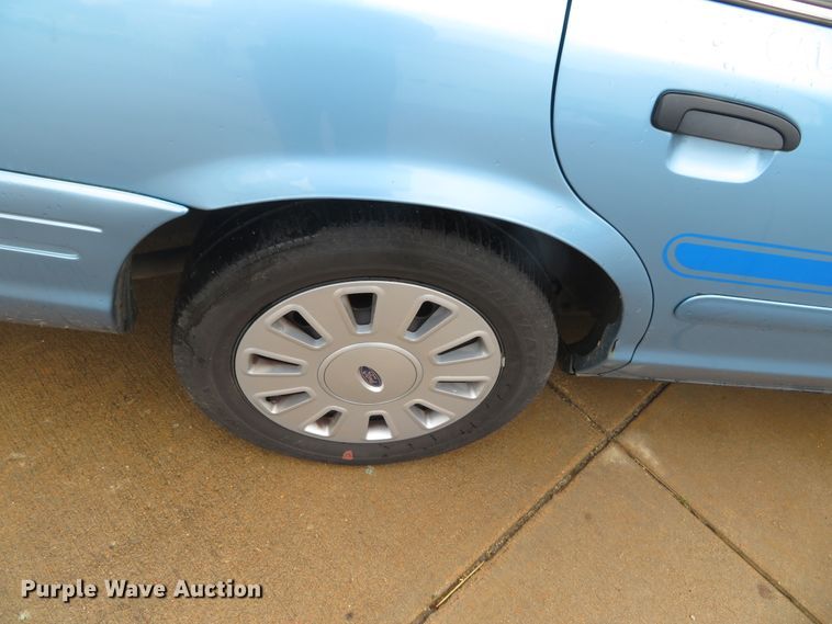 image for item DN5875 2007 Ford Crown Victoria Police Interceptor