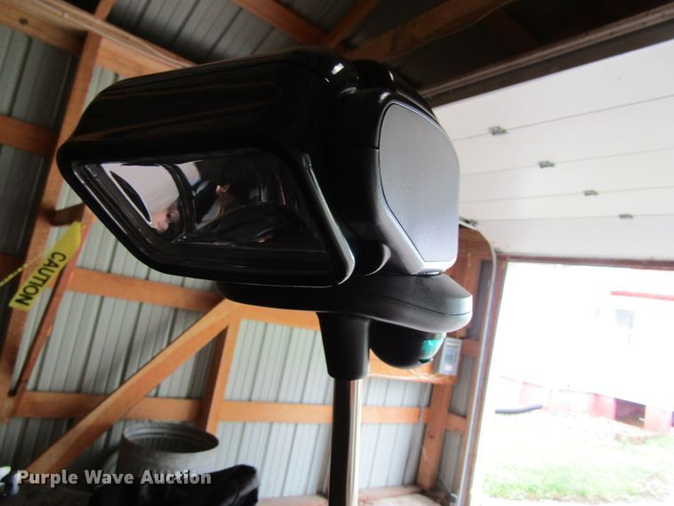 image for item EV9250 2007 XPress  boat