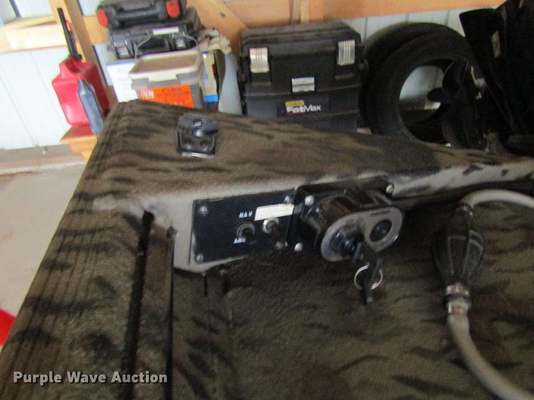 image for item EV9250 2007 XPress  boat