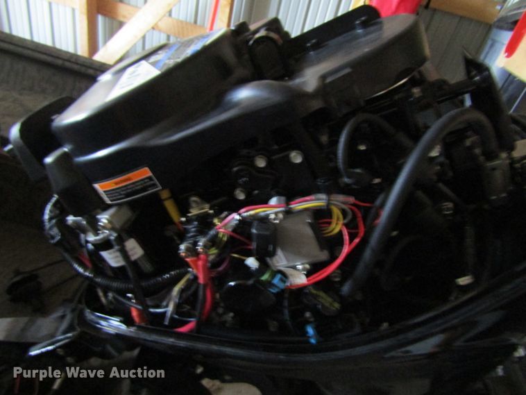 image for item EV9250 2007 XPress  boat