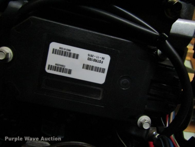 image for item EV9250 2007 XPress  boat