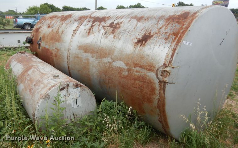 image for item EX9543 (2) fuel tanks