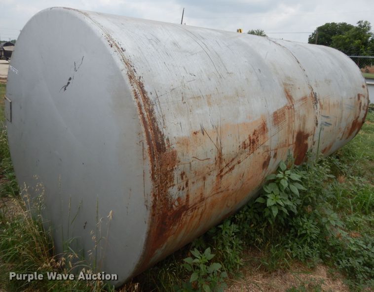 image for item EX9543 (2) fuel tanks