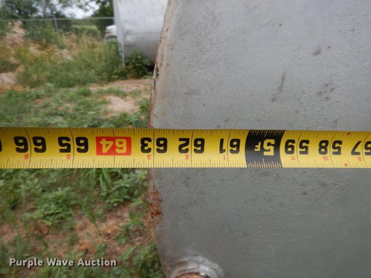 image for item EX9543 (2) fuel tanks