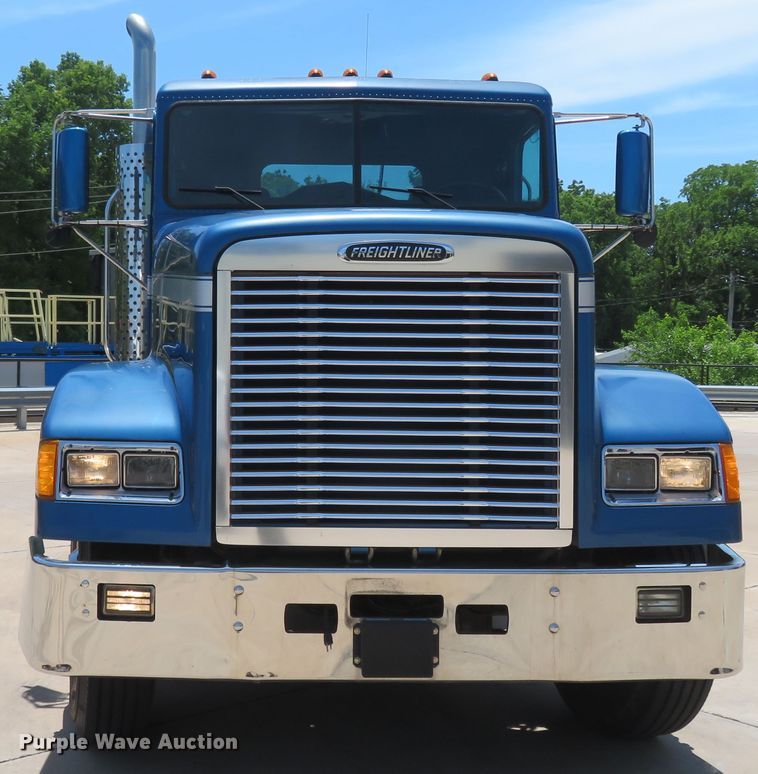 image for item FP9292 2008 Freightliner FLD 120  semi truck