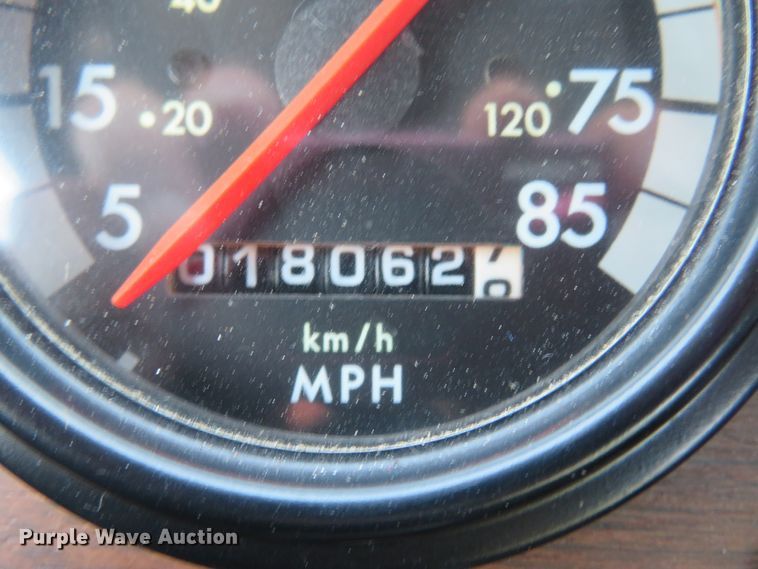 image for item FP9292 2008 Freightliner FLD 120  semi truck