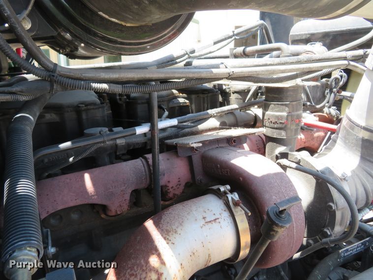 image for item FP9292 2008 Freightliner FLD 120  semi truck