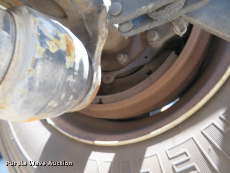 image for item FP9292 2008 Freightliner FLD 120  semi truck