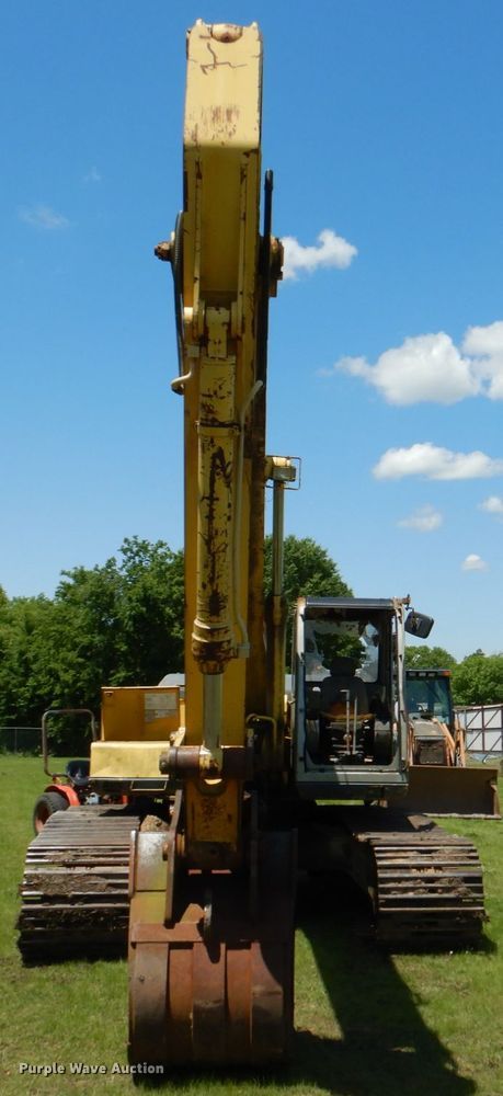 image for item HC9276 1996 Kobelco SK220LC  excavator