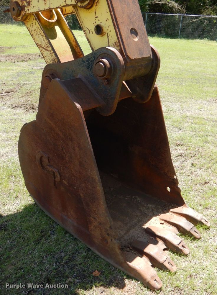 image for item HC9276 1996 Kobelco SK220LC  excavator