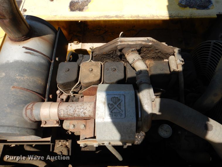 image for item HC9276 1996 Kobelco SK220LC  excavator