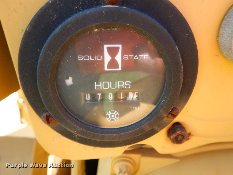 image for item HC9277 1995 Vermeer BC935  wood chipper