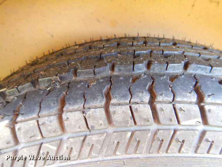 image for item HC9277 1995 Vermeer BC935  wood chipper