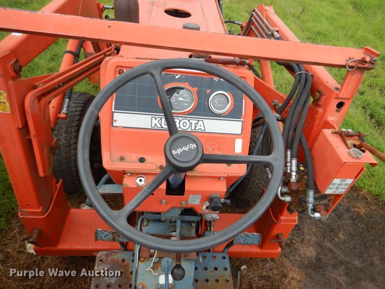 image for item HC9278 Kubota L235  tractor