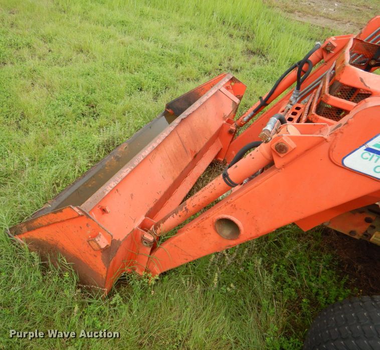 image for item HC9278 Kubota L235  tractor