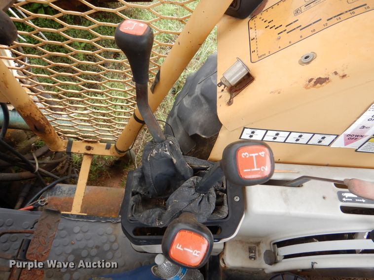 image for item HC9284 1994 New Holland 6640 Tiger Special  tractor