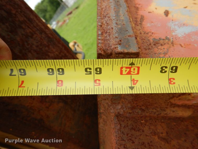 image for item HC9284 1994 New Holland 6640 Tiger Special  tractor