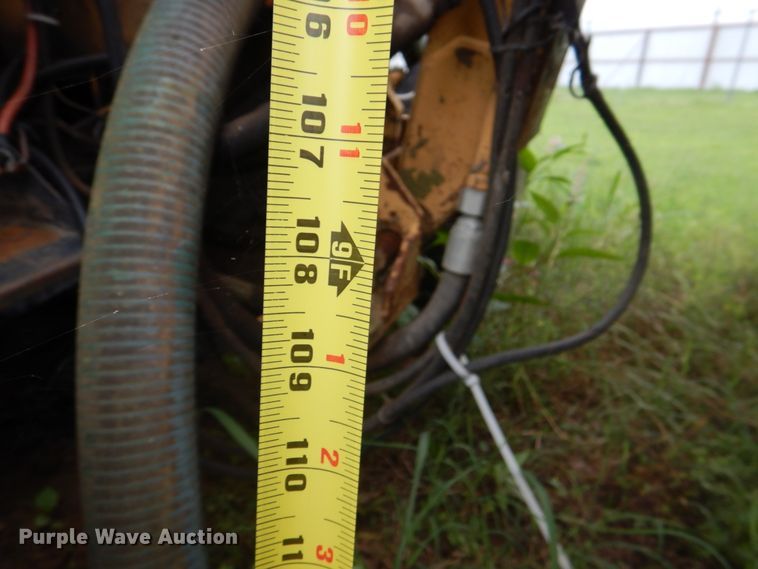 image for item HC9284 1994 New Holland 6640 Tiger Special  tractor