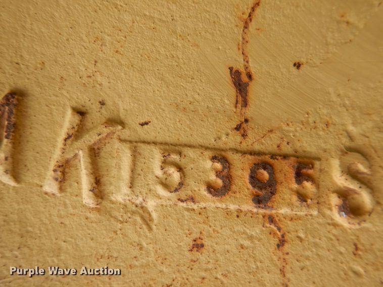 image for item HC9284 1994 New Holland 6640 Tiger Special  tractor