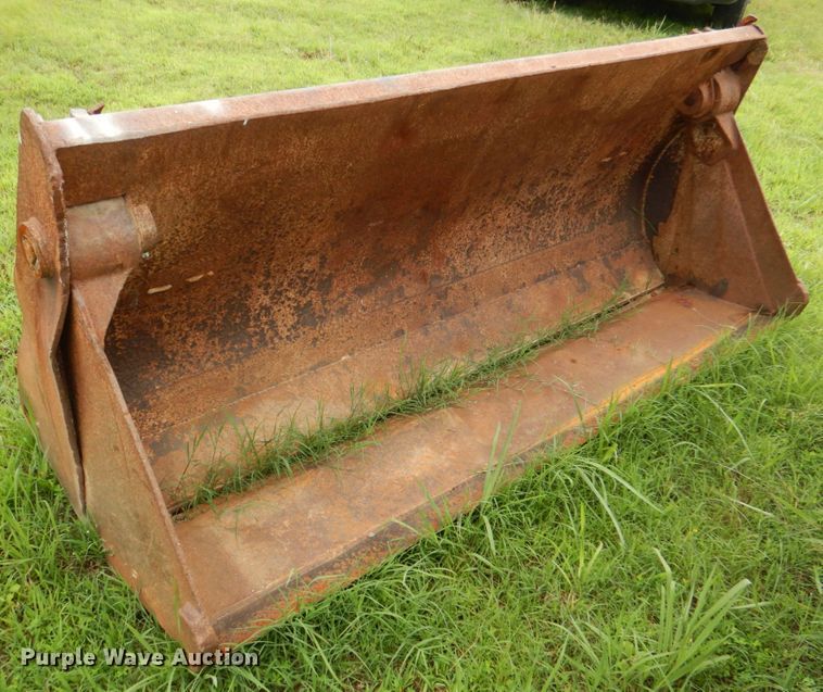 image for item HC9286 79"W four-in-one bucket