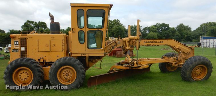 image for item HC9287 1977 Caterpillar 130G  motor grader