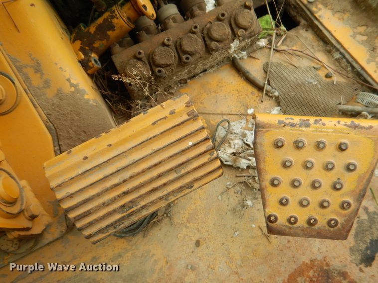 image for item HC9287 1977 Caterpillar 130G  motor grader