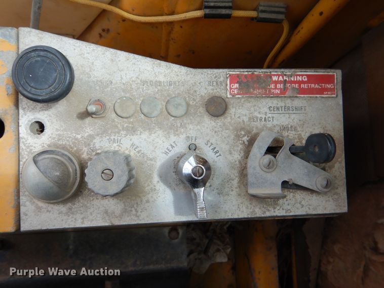 image for item HC9287 1977 Caterpillar 130G  motor grader