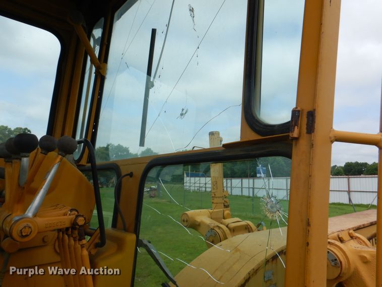 image for item HC9287 1977 Caterpillar 130G  motor grader