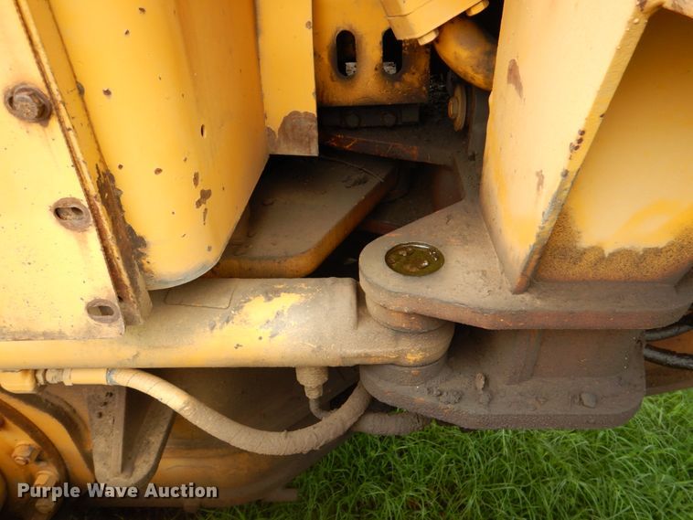 image for item HC9287 1977 Caterpillar 130G  motor grader