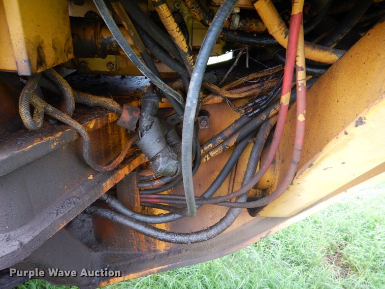 image for item HC9287 1977 Caterpillar 130G  motor grader