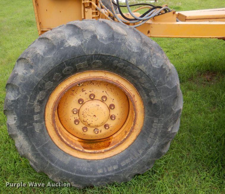 image for item HC9287 1977 Caterpillar 130G  motor grader