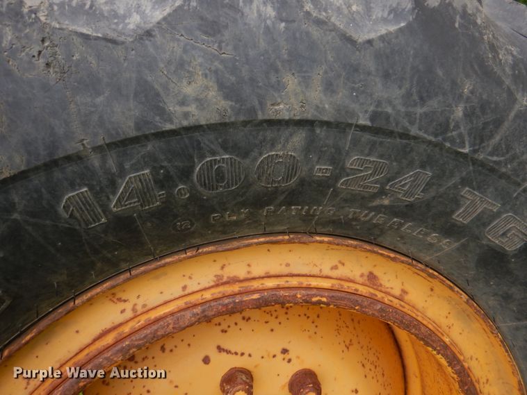 image for item HC9287 1977 Caterpillar 130G  motor grader