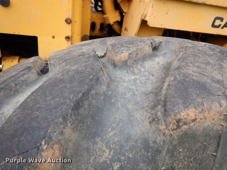 image for item HC9287 1977 Caterpillar 130G  motor grader