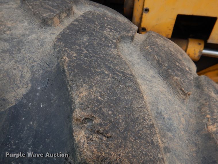 image for item HC9287 1977 Caterpillar 130G  motor grader