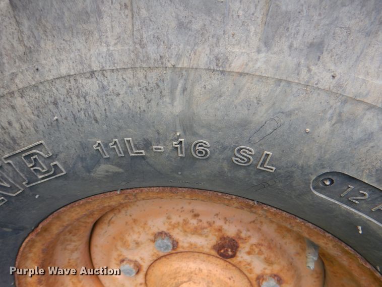 image for item HC9292 2002 Case 580 Super M  backhoe