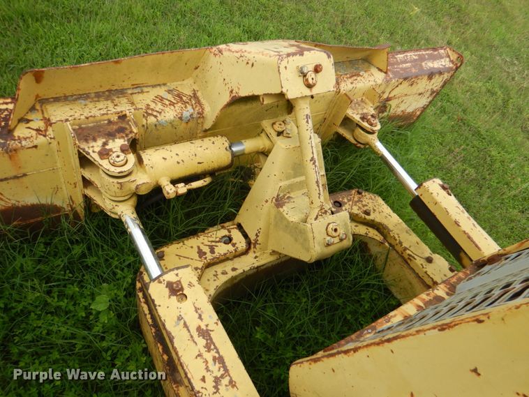 image for item HC9295 Komatsu D21A-7  dozer