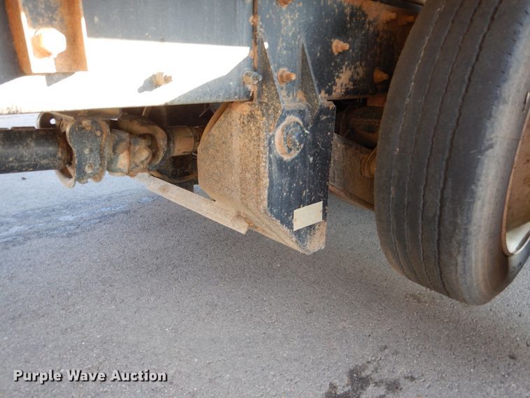 image for item HI9863 2014 Peterbilt 337  refuse truck