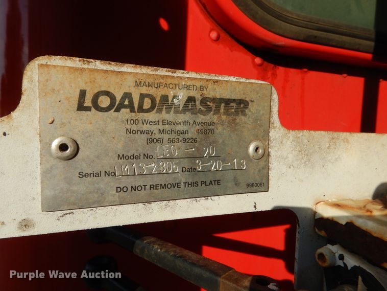 image for item HI9863 2014 Peterbilt 337  refuse truck