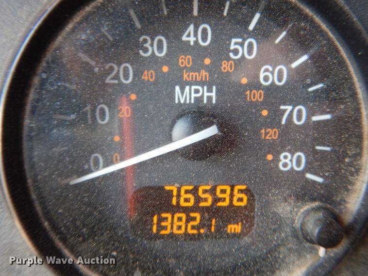 image for item HI9863 2014 Peterbilt 337  refuse truck