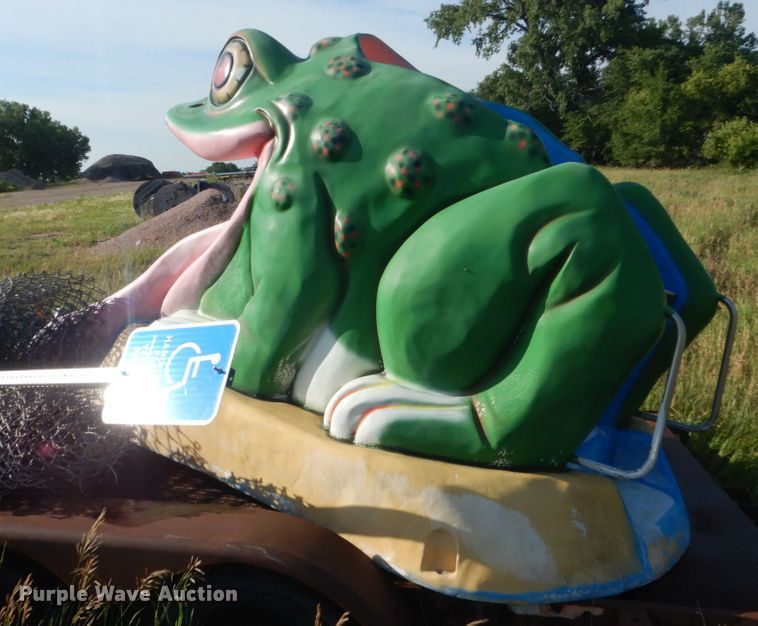 image for item HI9866 Frog slide