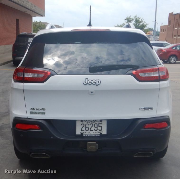 image for item HI9910 2015 Jeep Cherokee Latitude  SUV