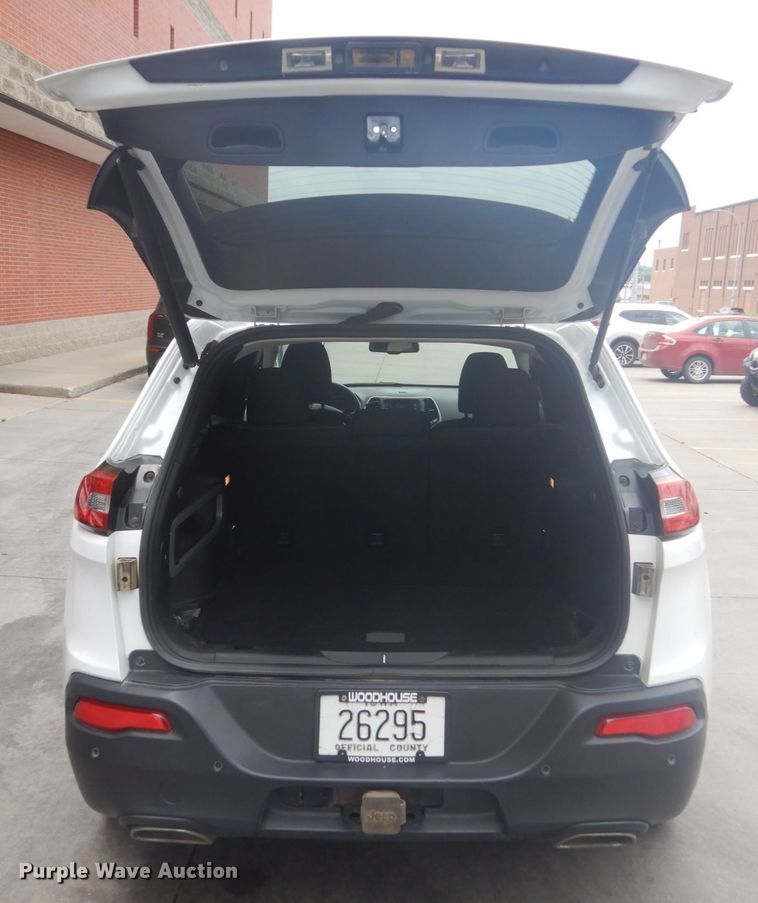 image for item HI9910 2015 Jeep Cherokee Latitude  SUV